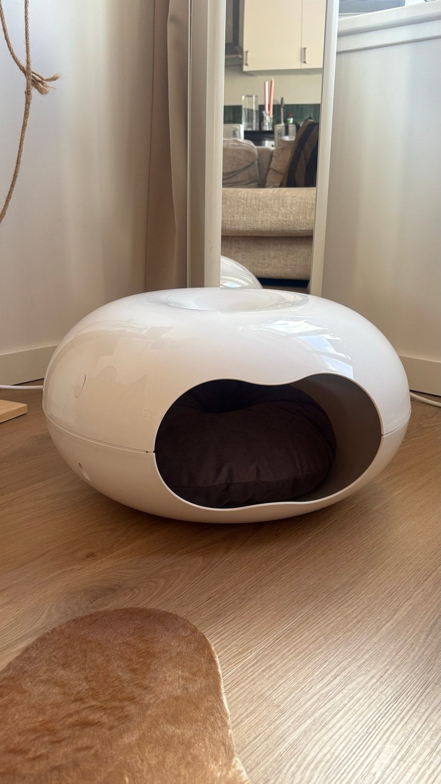 Kattenmand / kattenbed donut retro style, Ophalen, Zo goed als nieuw