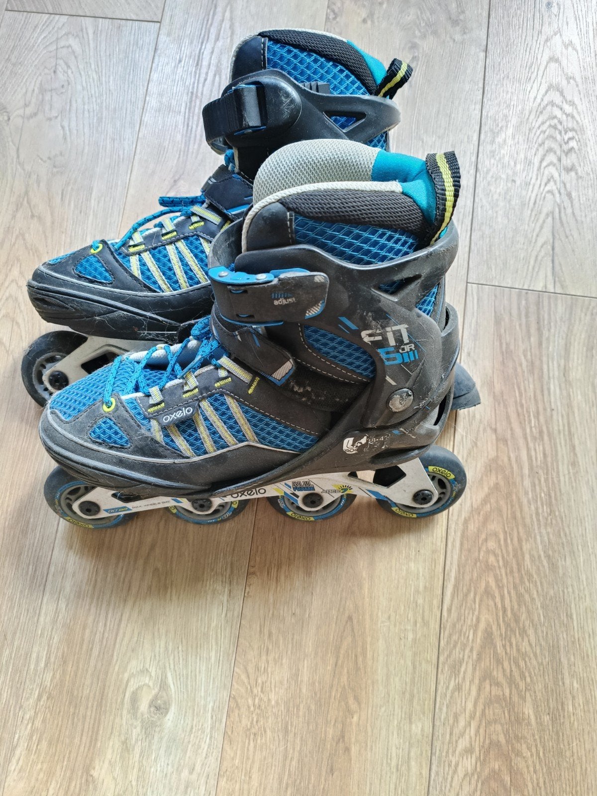 verstelbare skeelers mt 38-41, Sport en Fitness, Ophalen, Gebruikt