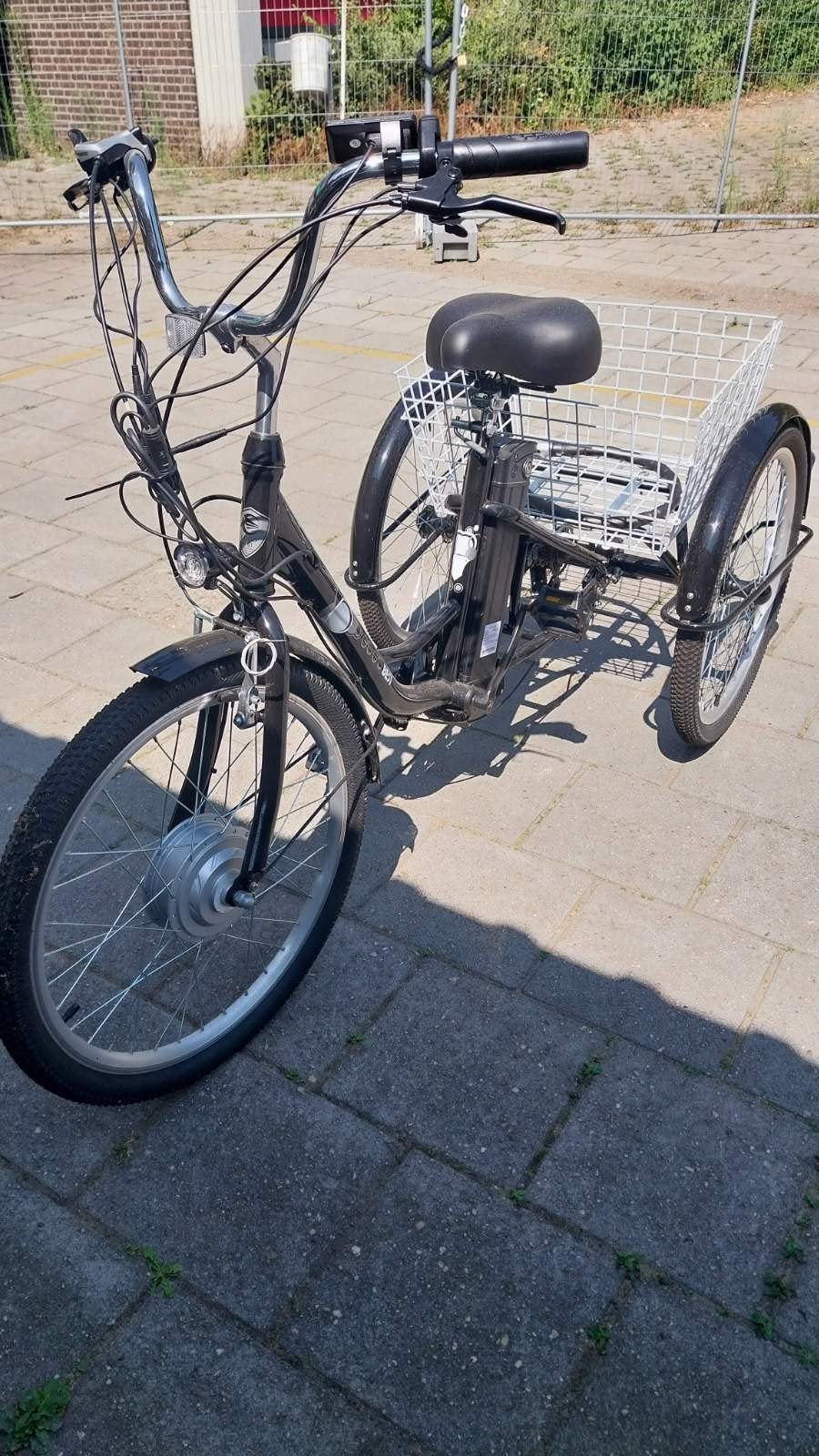 Elektrische driewielfiets, Ophalen