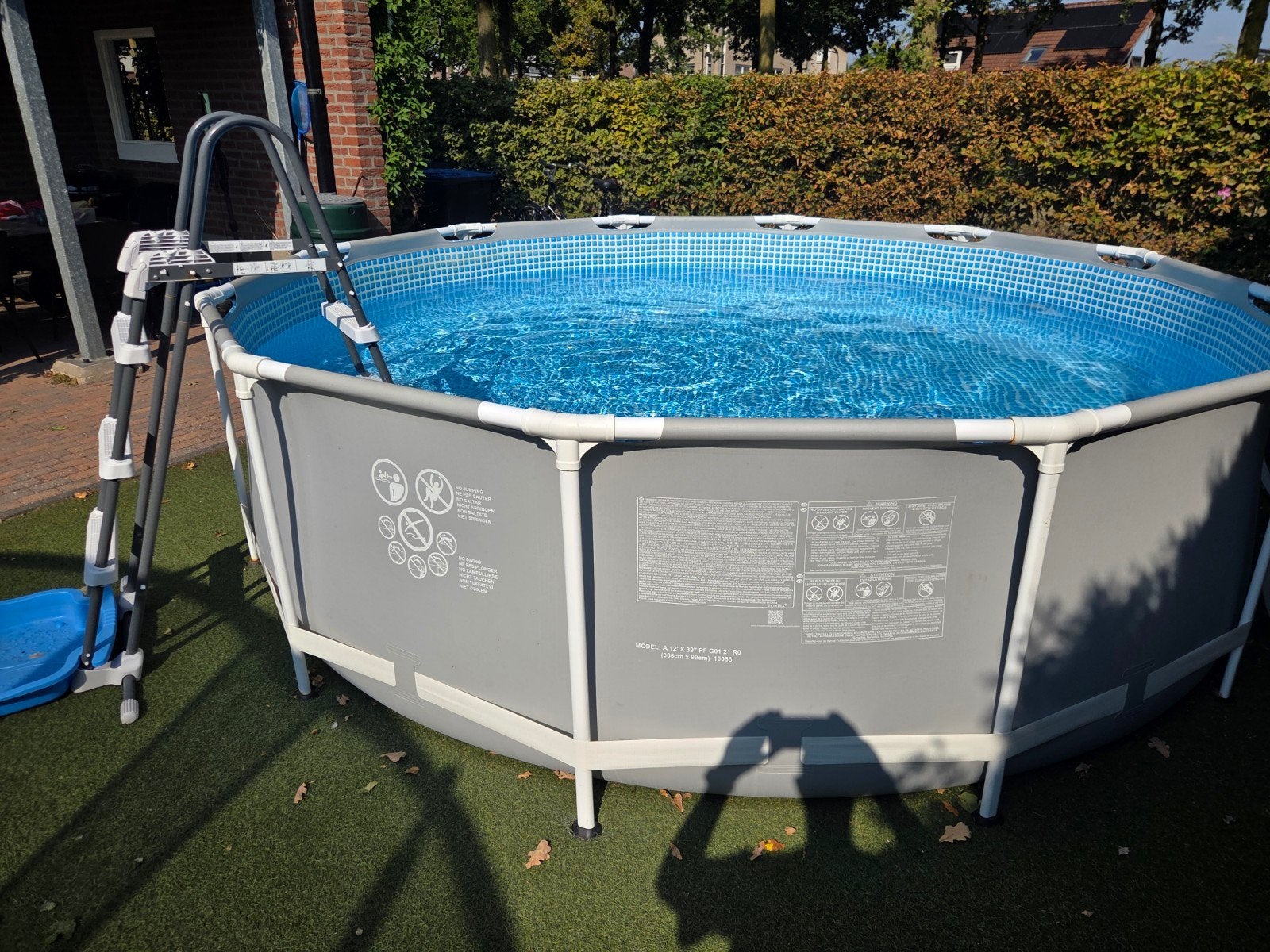 Intex Opzetzwembad met trap, noppen afdekzeil en, Gebruikt, Rond, 300 cm of meer, Ophalen