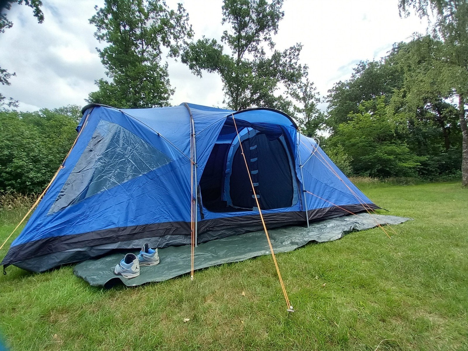 Ruime Easycamp 6-persoons tent met Coleman luifel, Caravans en Kamperen, Tenten, Ophalen, Gebruikt, Tot en met 6