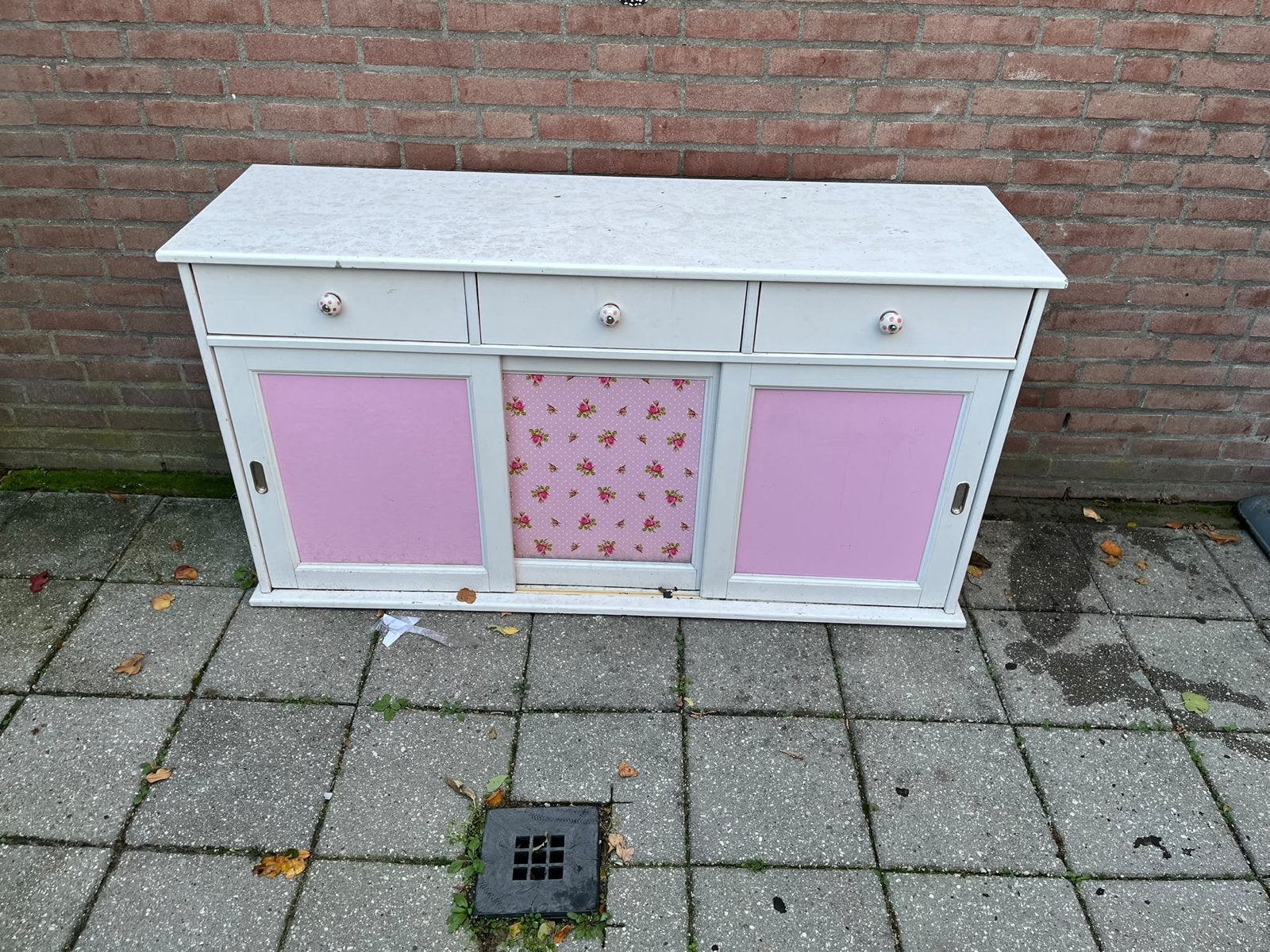 Gratis kastje met schuifdeuren en lades, Ophalen, Gebruikt