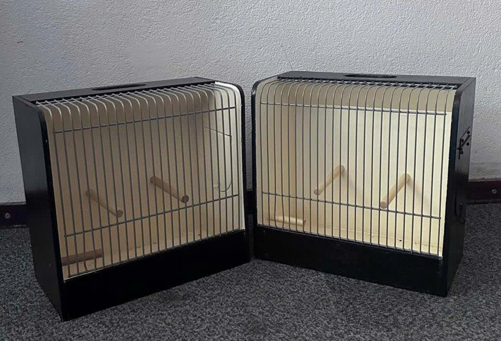 2 TT tentoonstelling / vervoer kooien incl. toebehoren, Dieren en Toebehoren, Ophalen of Verzenden, Gebruikt, Hout, Vogelkooi