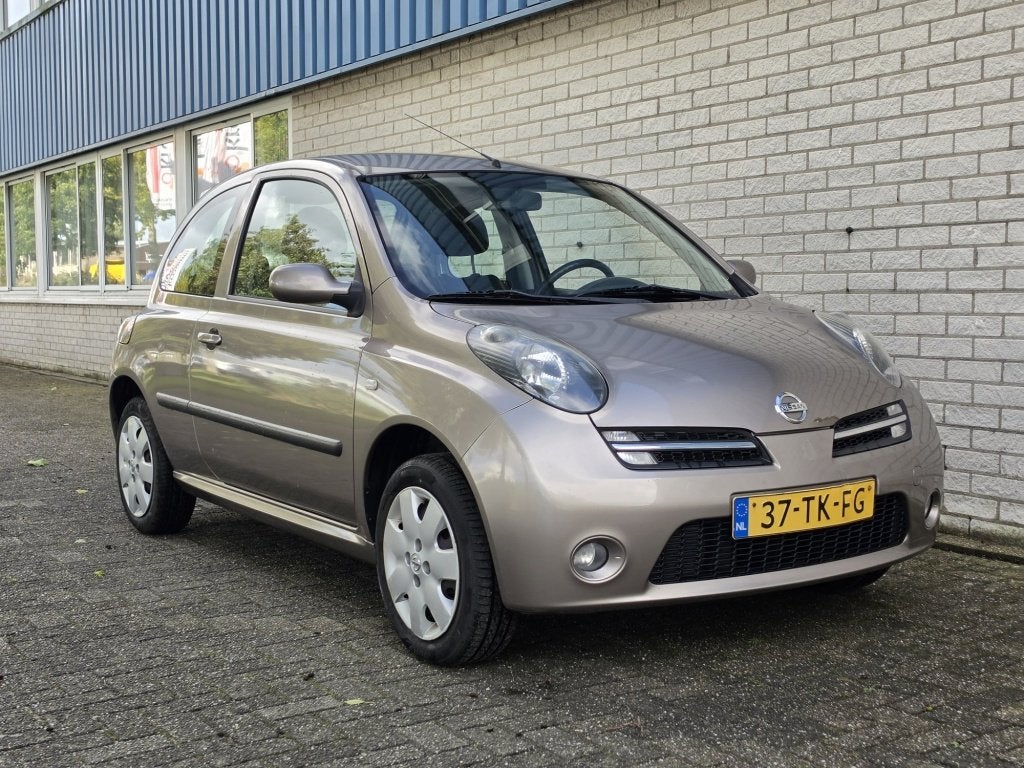 Nissan Micra 1.4 Tekna 3D Airco Nieuwe APK ✅, Auto's, 4 cilinders, Bruin, Origineel Nederlands, Euro 4