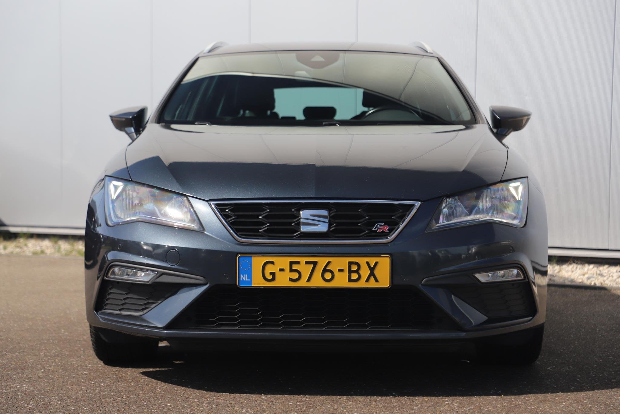 SEAT Leon ST 1.5 TSI FR Business Intense 131PK Virtual Cockp, Voorwielaandrijving, 4 cilinders, Met garantie (alle), Leon