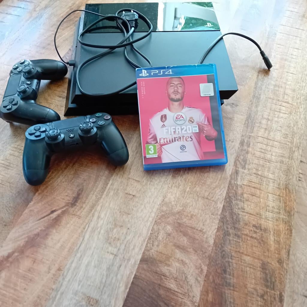 Playstation, Spelcomputers en Games, Spelcomputers | Nintendo Wii, Ophalen of Verzenden, Zo goed als nieuw, Met 2 controllers