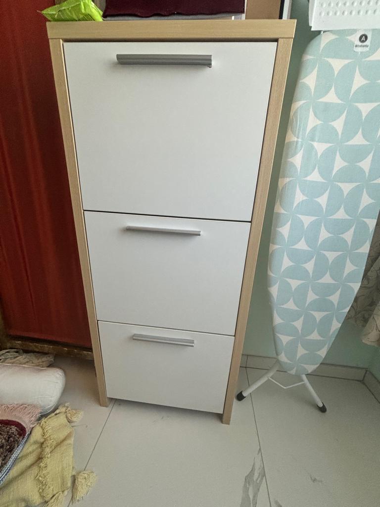 Gave schoenenkast met 3 laden, Ophalen, Gebruikt, Strak.