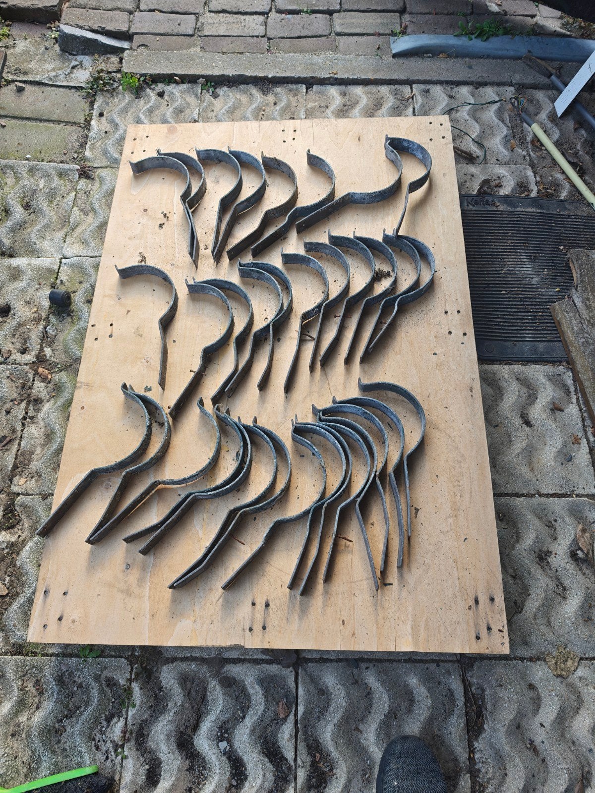 34st dakgoot beugels, Ophalen, 250 mm of meer