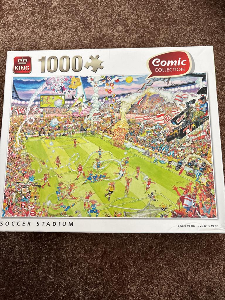 King Comic Collection Legpuzzel Voetbalstadion 1000 stukjes, Ophalen of Verzenden, 500 t/m 1500 stukjes, Nieuw, Legpuzzel