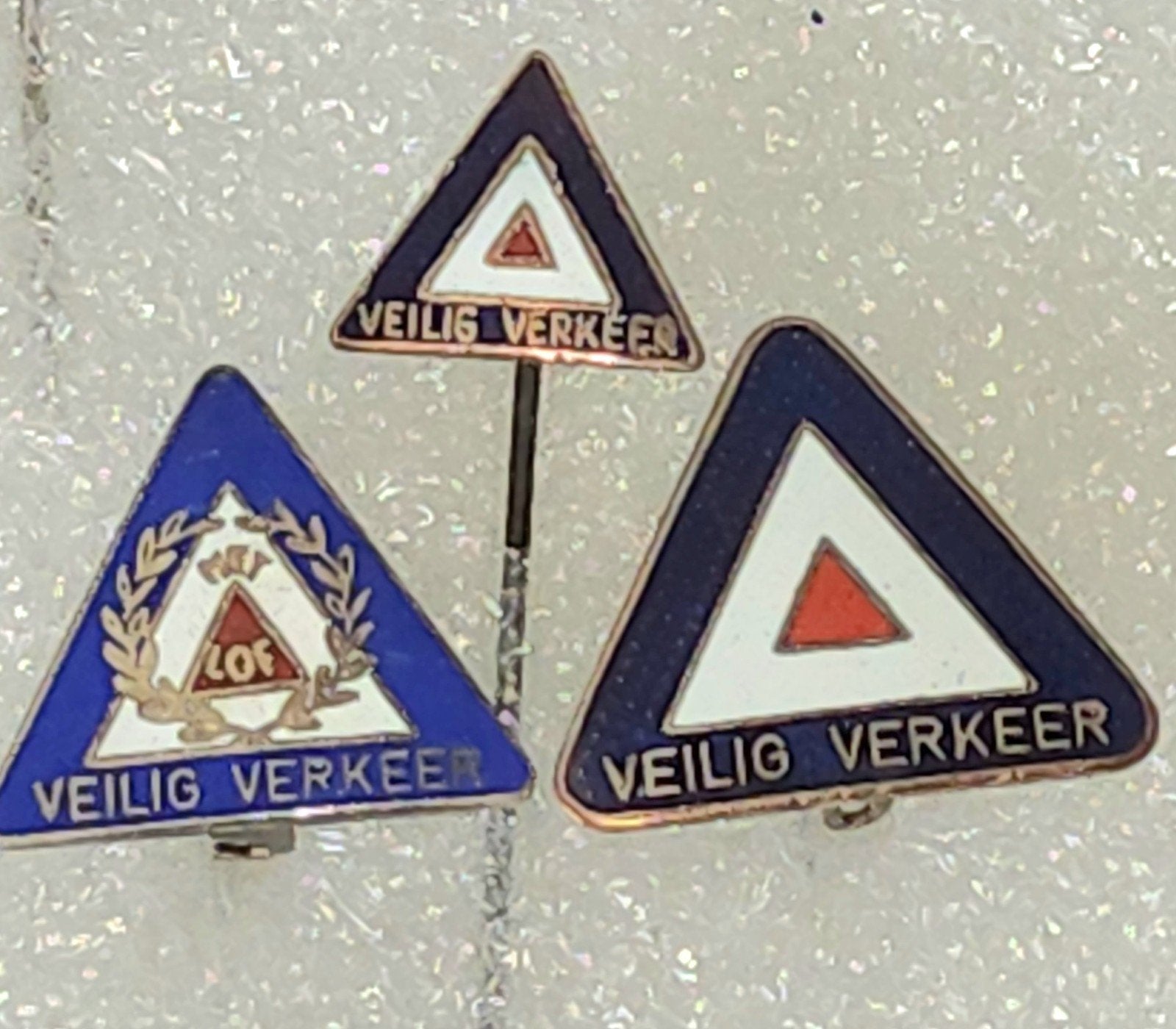 3 Emaille Speldjes Veilig Verkeer, Ophalen of Verzenden, Gebruikt