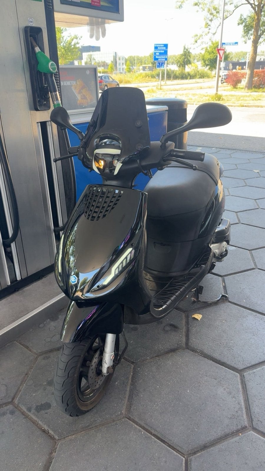 Zip 4t 50 carb teruil/tekoop, Ophalen, Maximaal 45 km/u, Zip, Zo goed als nieuw