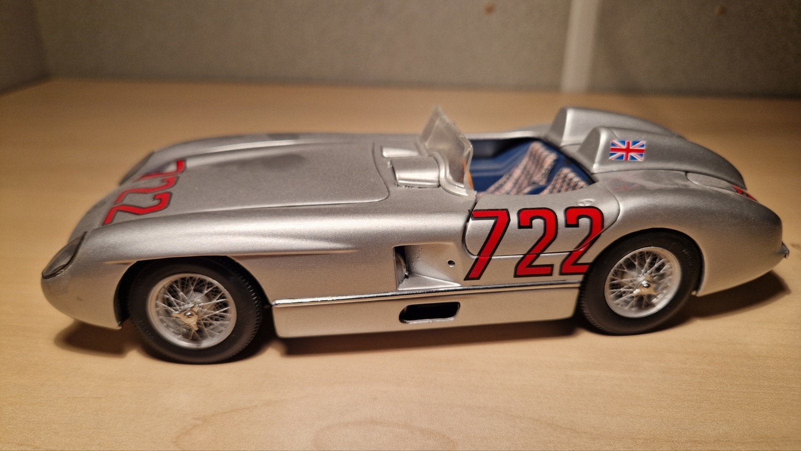 ​Mercedes-Benz 300 SLR Mille Miglia 1955 #722 - PMA / Minich, Hobby en Vrije tijd, Modelauto's | 1:24, Ophalen of Verzenden, Zo goed als nieuw