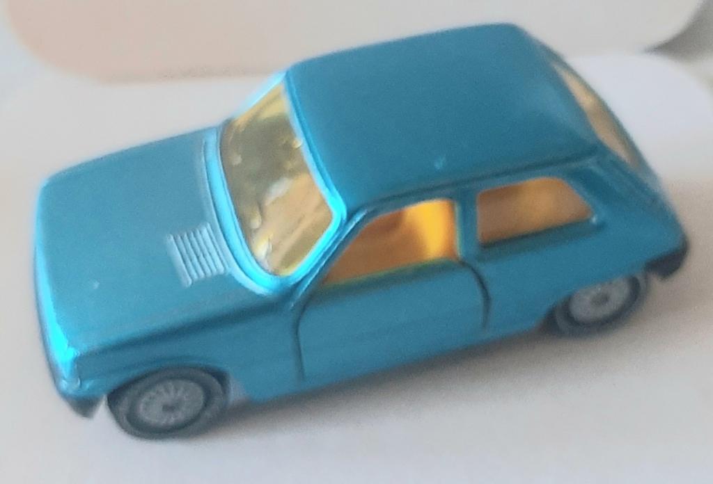 Siku Renault 5, Kinderen en Baby's, Speelgoed | Speelgoedvoertuigen, Ophalen of Verzenden, Gebruikt