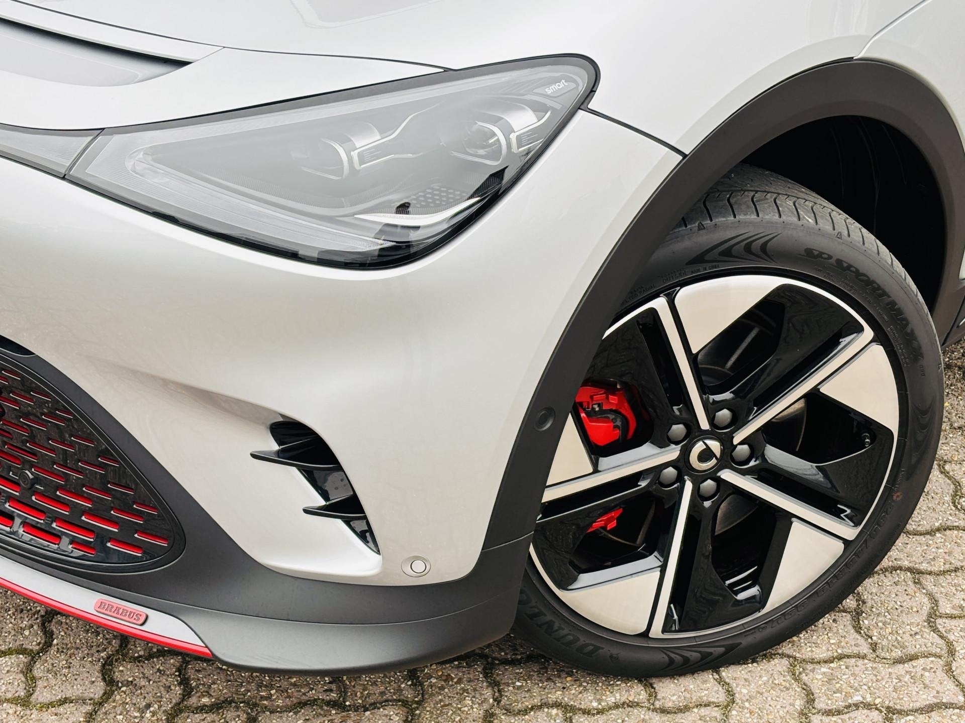 smart #1 BRABUS 66 kWh Direct leverbaar, Auto's, Automaat, 12 maanden, Gebruikt, Alcantara