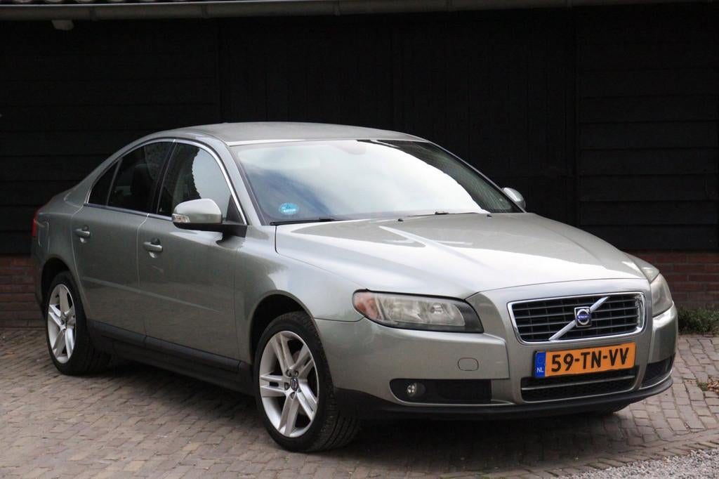 Volvo S80 2.5 T Kinetic Navigatie/Airco/Cruise/Lmv 17"inch/T, Auto's, Volvo, Voorwielaandrijving, Zwart, 2521 cc, Bedrijf