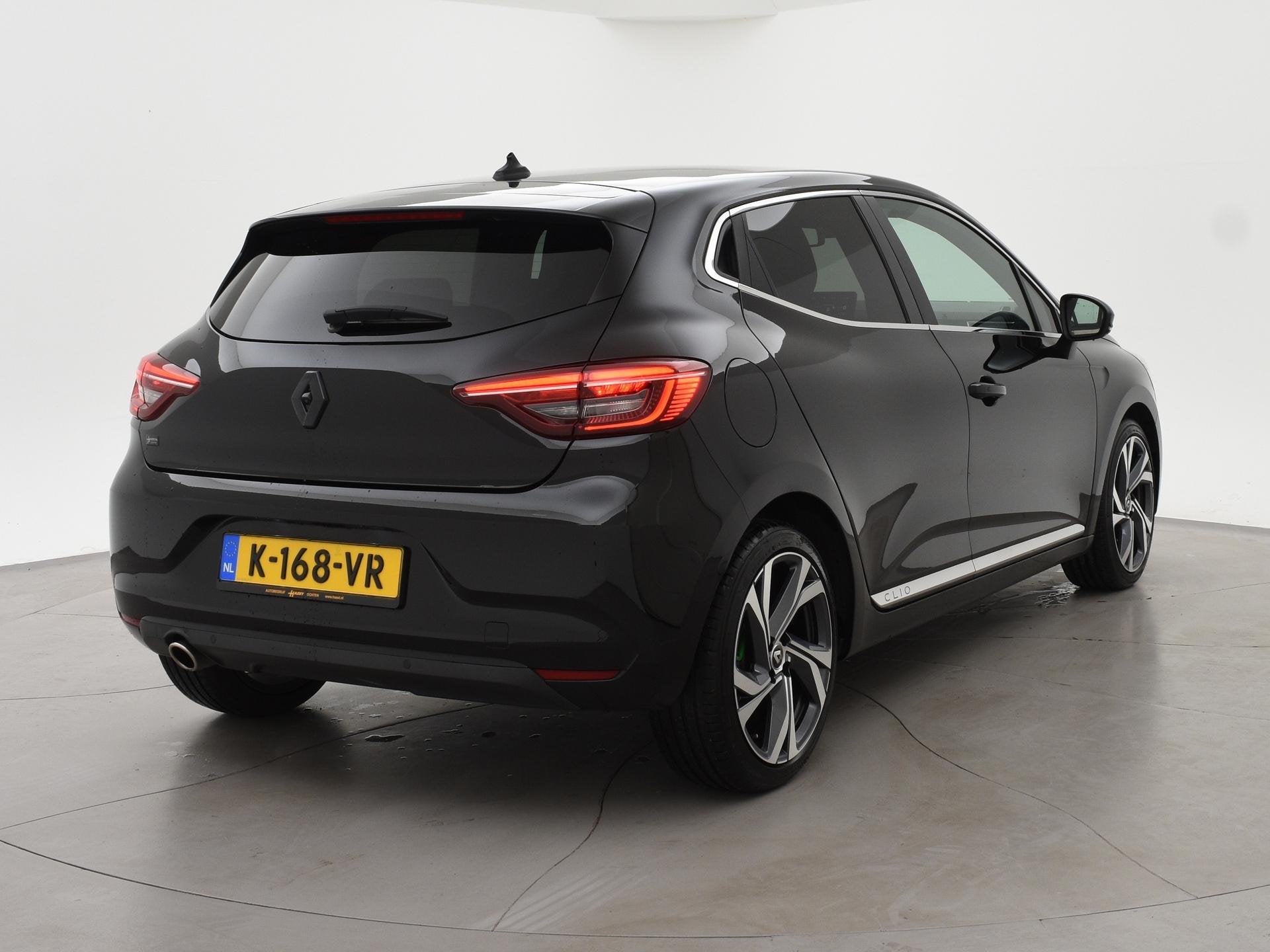 Renault Clio 1.0 TCe INTENS + GROOT SCHERM NAVIGATIE | CAMER, Auto's, Voorwielaandrijving, 101 pk, Gebruikt, Euro 6