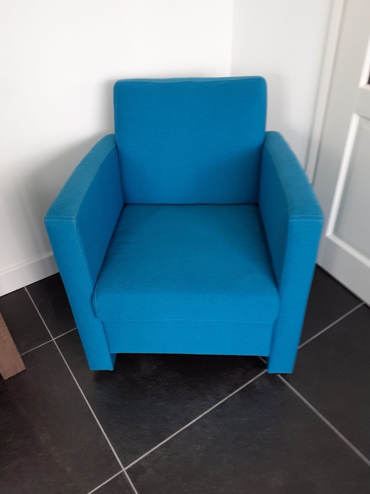 Comfortabele blauwe fauteuil 2 stuks, Ophalen, 75 tot 100 cm, Zo goed als nieuw, 50 tot 75 cm
