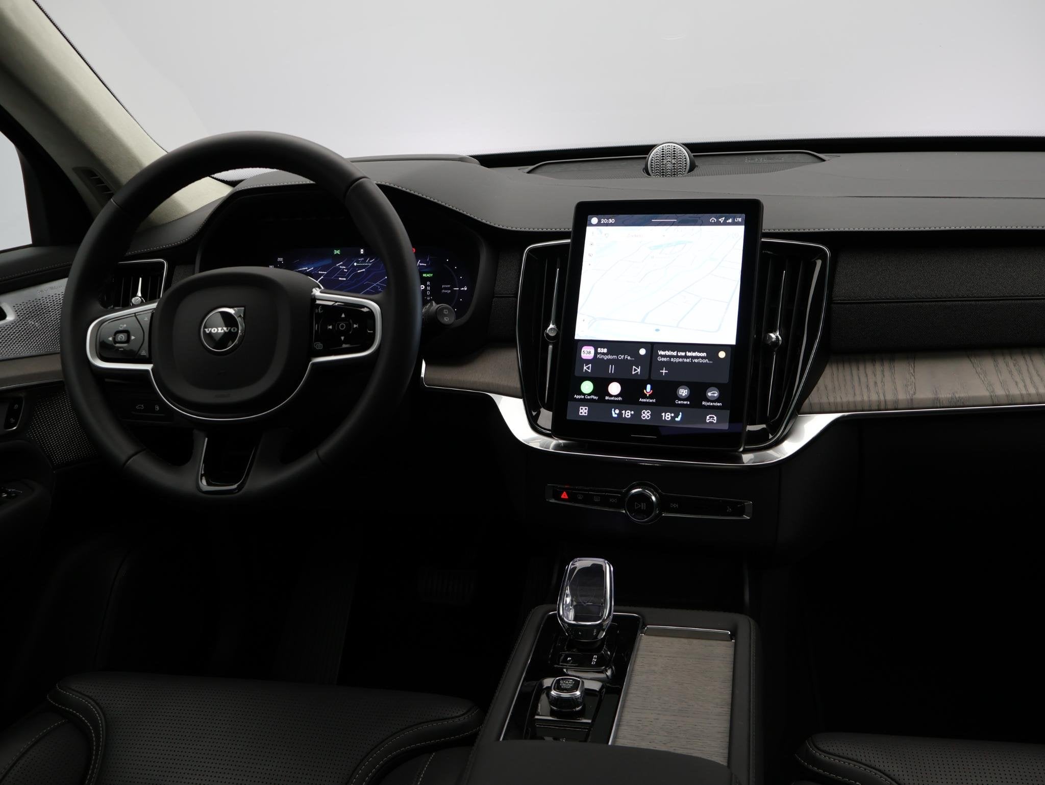Volvo XC90 T8 455PK Plug-in hybrid AWD Ultra Dark / Bowers &, Auto's, Gebruikt, 4 cilinders, Blauw, Verwarmde buitenspiegels
