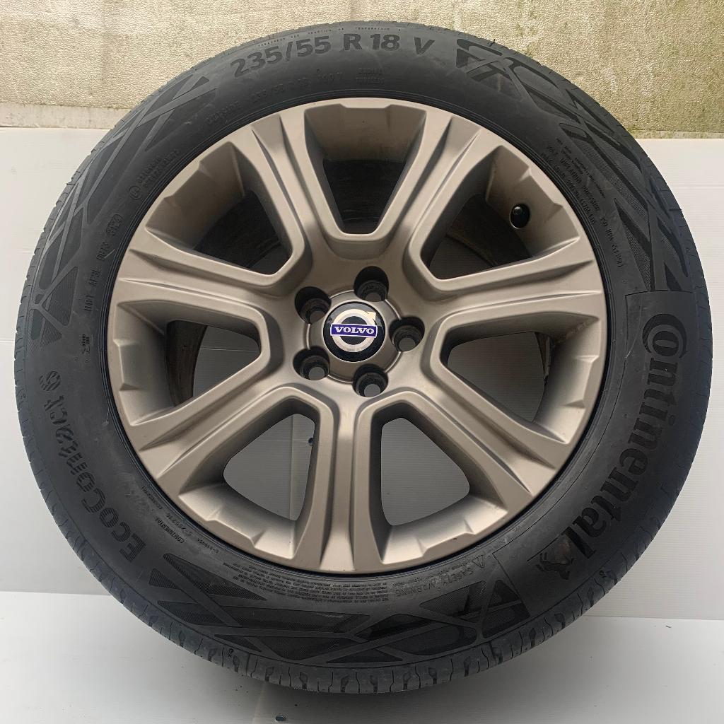 Custom Volvo XC40 velgen Brons kleur match Volvo Polar White, Auto-onderdelen, Banden en Velgen, Ophalen, 18 inch, Banden en Velgen