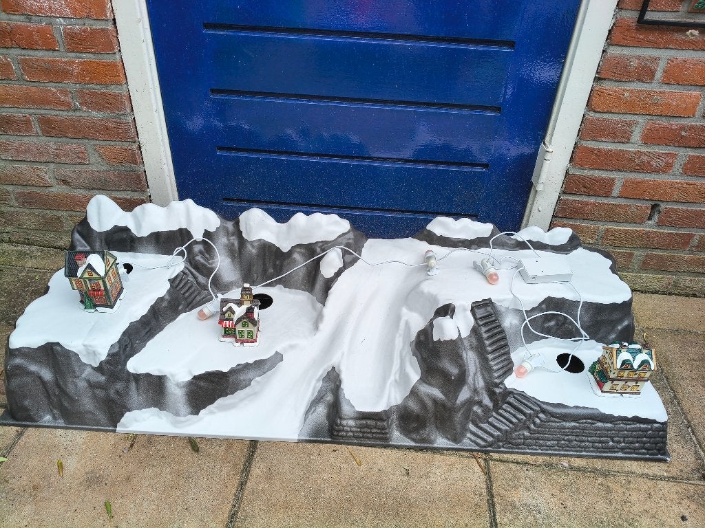 Kerstdorp sneeuwlandschap+ huisje en verlichting, Diversen, Kerst, Ophalen, Gebruikt