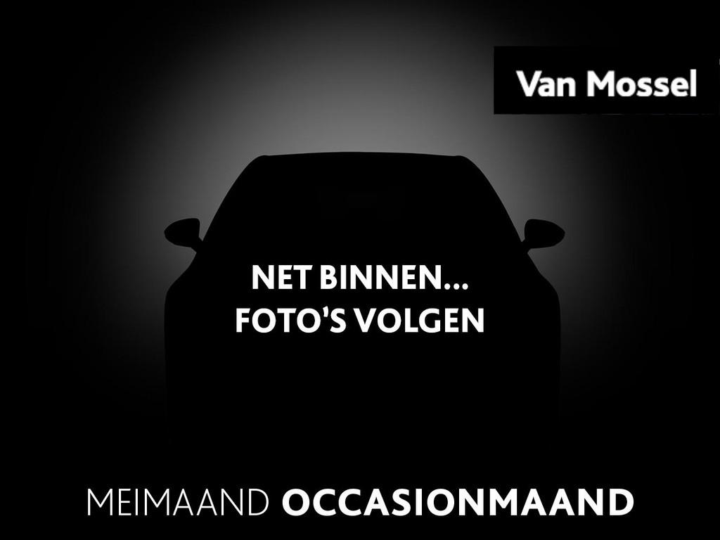 Land Rover Defender 110 2.0 P300e 110 X-Dynamic HSE Cold Cli, Auto's, Land Rover, Automaat, Gebruikt, Euro 6, 150 min