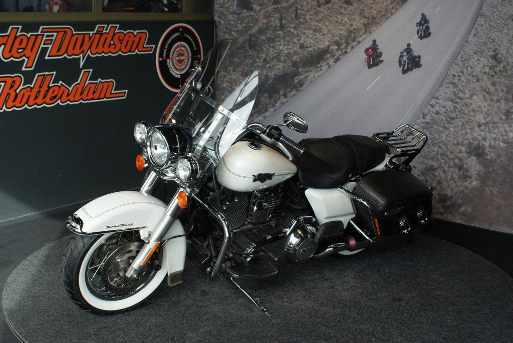 Harley-Davidson FLHRCI Road King Classic 103 (bj 2012), Laan van Vredenoord 33
2289 DA  RIJSWIJK, NL, Bedrijf, Toermotor, Sales@harleydavidsonrotterdam.nl