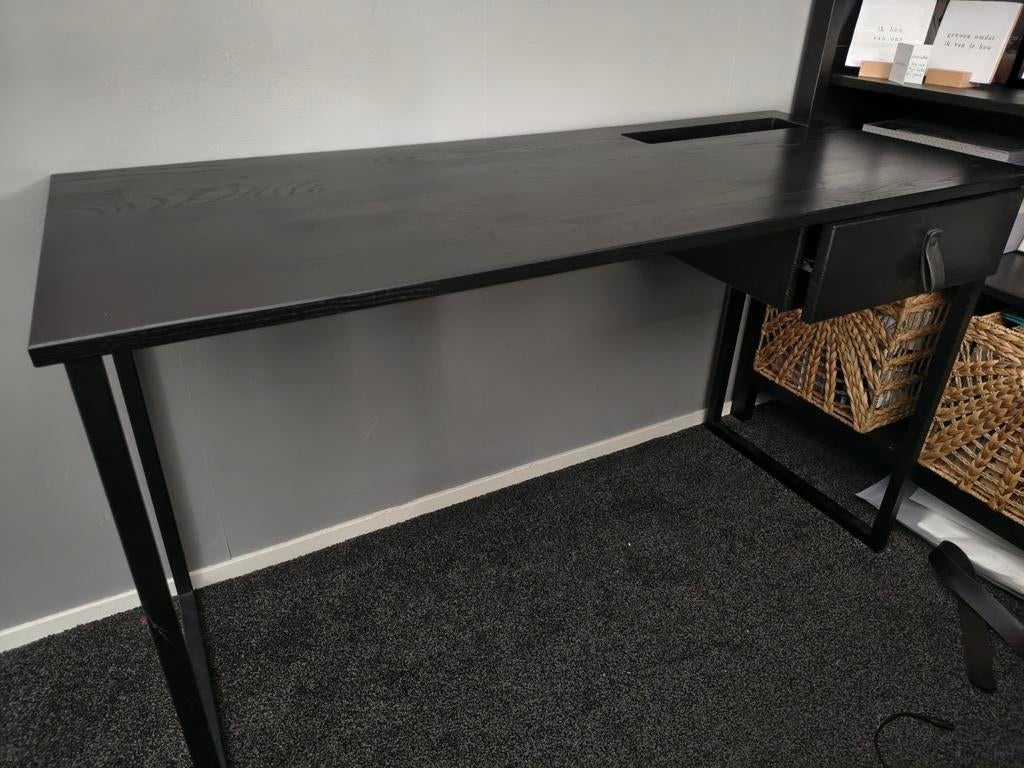 Woood Bureau, Ophalen of Verzenden, Zo goed als nieuw