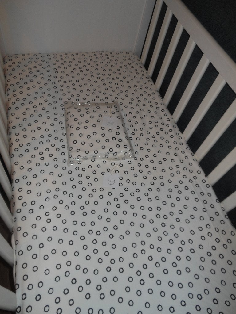 NIEUW: Petit Juul Ledikant Hoeslaken (Handgemaakt in NL), Jongetje of Meisje, Nieuw, Ophalen of Verzenden, Petit Juul
