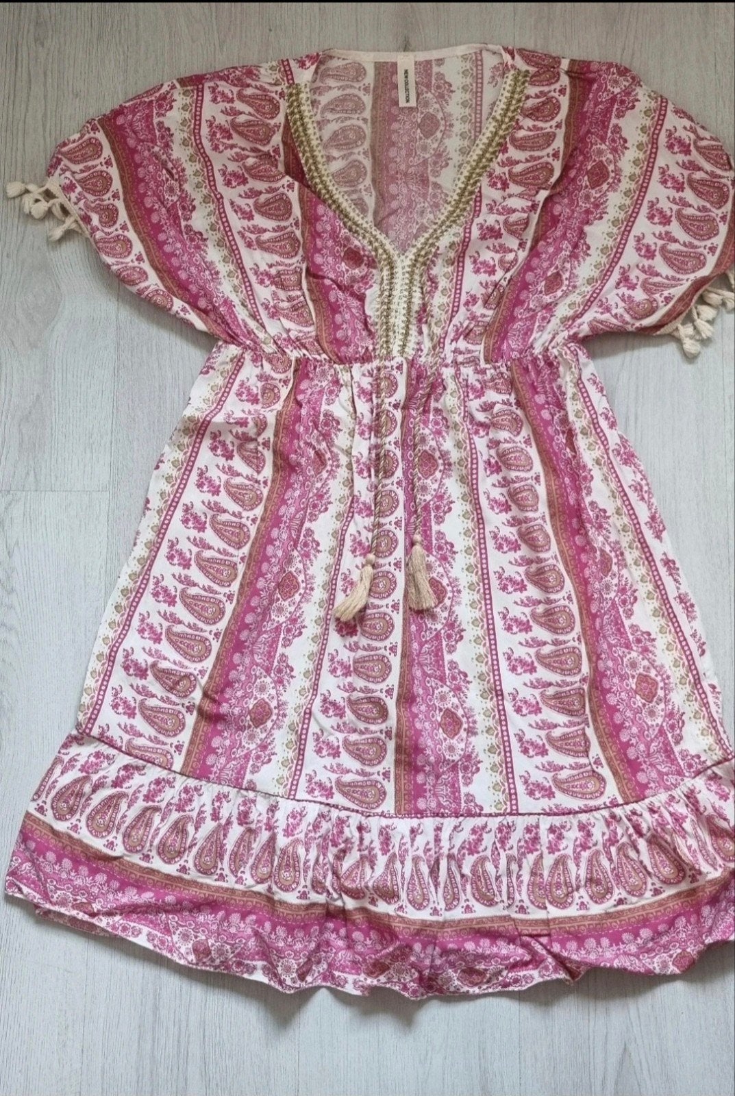 Nieuwe zomerjurk met kwastjes en paisley print, Ophalen of Verzenden, Nieuw, Maat 36 (S), Roze