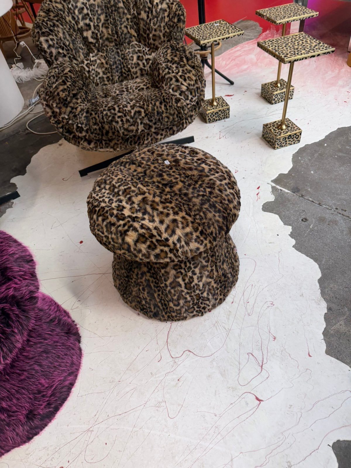 Luipaard fluffy stoelen draarbaar lees de tekst, Spektakel wonen, Overige kleuren, Jeroen@spektakelwonen.nl, Nieuw
