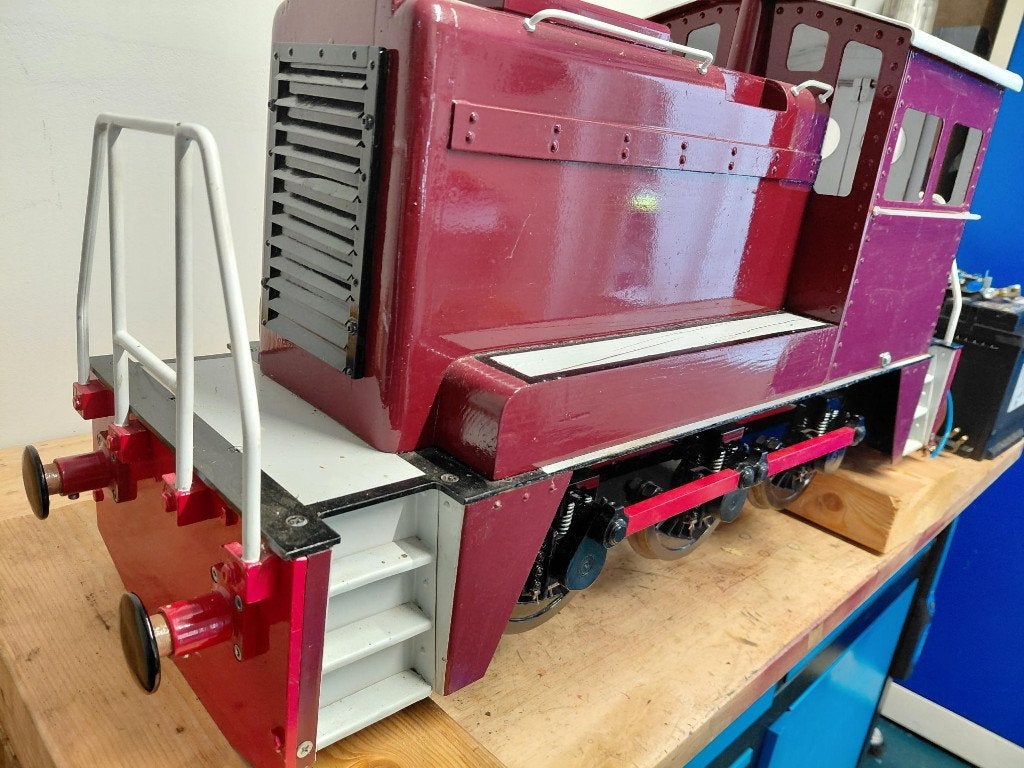 Mooie elektrische loc 5inch, met 4qd regelaar + rc bediening, Ophalen, Gebruikt, LGB, Analoog