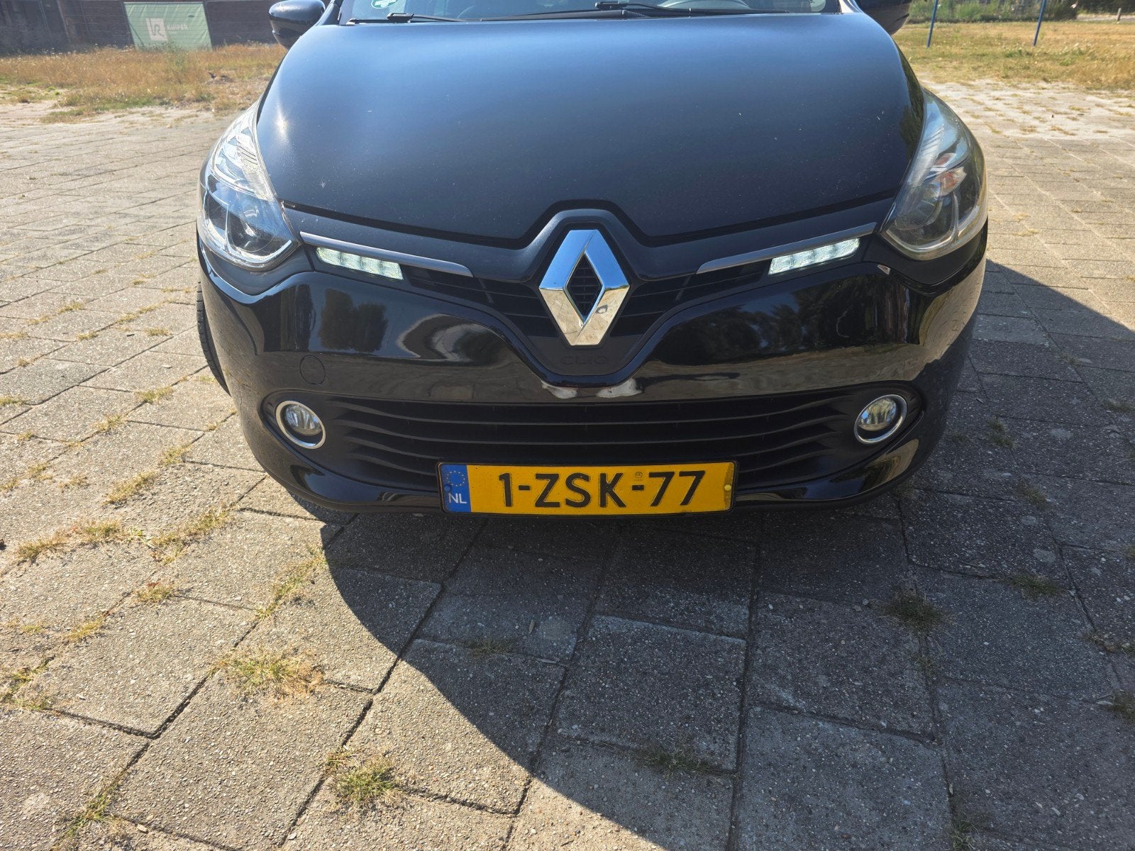 Renault Clio 1.5 DCI 66KW Estate 2015 Zwart, Voorwielaandrijving, 4 cilinders, 1096 kg, Zwart