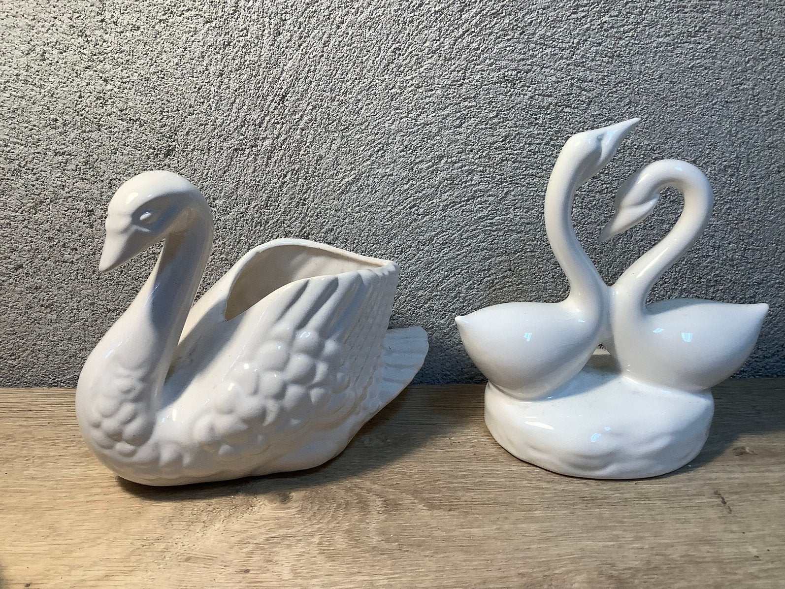 Zwaan bloempot en beeldje, Gebruikt, Ophalen of Verzenden, Overige vormen, Aardewerk