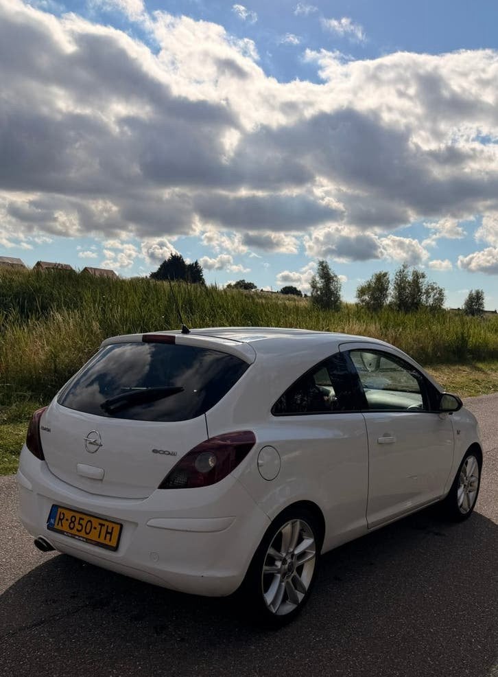Opel Corsa 1.4 Benzine 2009| Airco |Stoel- & Stuurverwarming, Auto-onderdelen, Ophalen