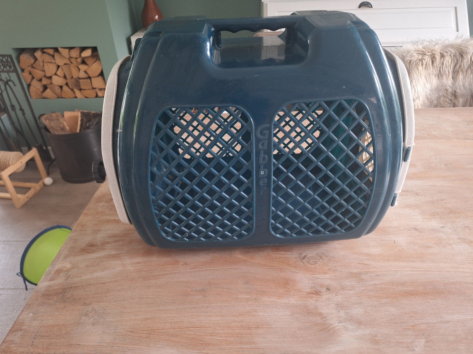 Stevige katten reismand, Ophalen