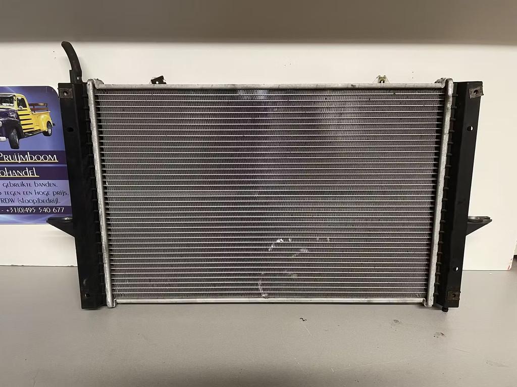 Volvo s70 radiateur 2.5, Gebruikt, Gunnar Engellaus vag 8
405 31  Gothenburg, SE, Info@volvocars.com, Ophalen of Verzenden