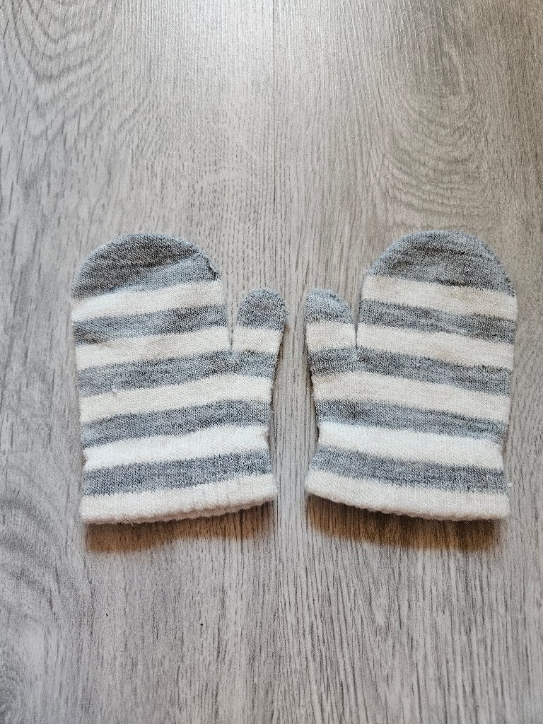 Handschoenen baby maat 62/68 in zeer goede staat, Kinderen en Baby's, Kinderkleding | Mutsen, Sjaals en Handschoenen, Jongen of Meisje