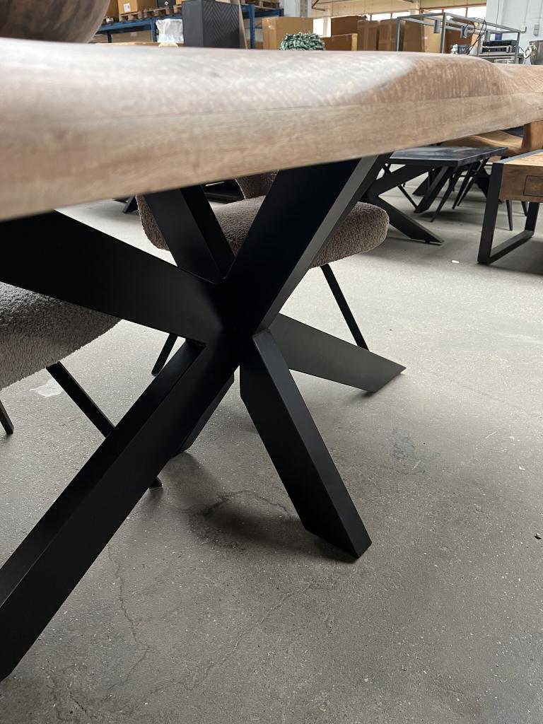 Magazijn Leegverkoop Boomstamtafel mangohout matrix zwart, Hout, Nieuw, Ophalen of Verzenden, Info@wkhome.nl