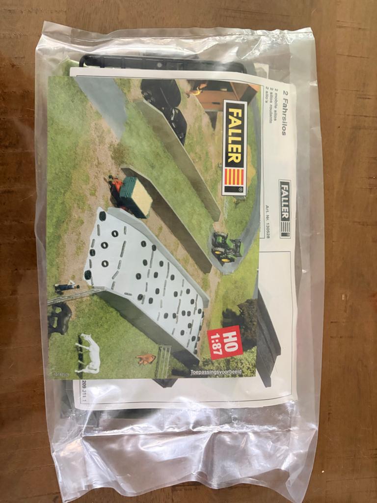 Faller 130528 2 Fahrsilos H0 1:87 - Nieuw in verpakking, Overige merken, Gelijkstroom of Wisselstroom, Overige typen, Nieuw