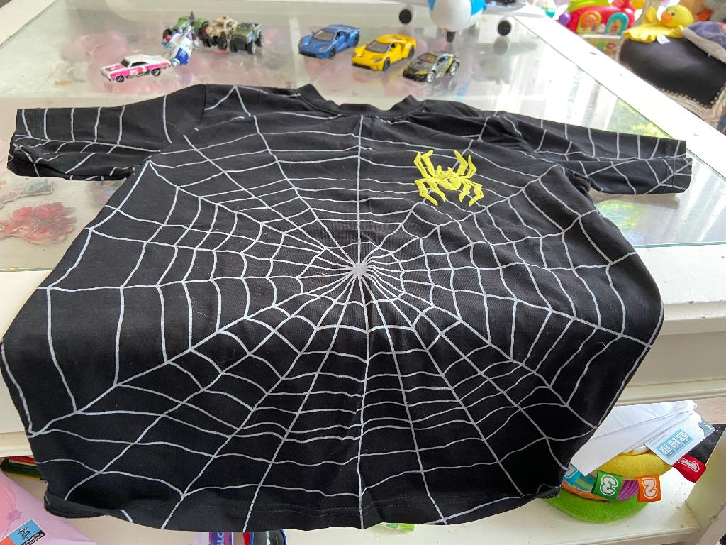 spider-man pak korte broek en shirt, Ophalen of Verzenden, Zo goed als nieuw, Jongen, Setje