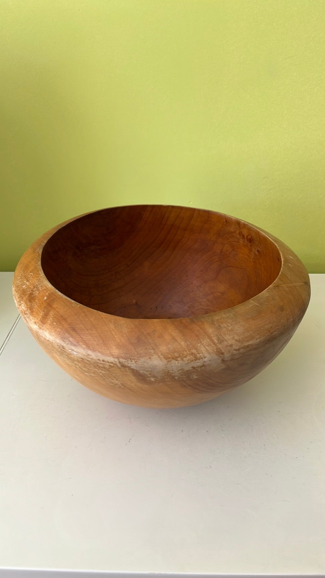 Houten schaal, Huis en Inrichting, Woonaccessoires | Schalen en Manden, Ophalen, Zo goed als nieuw, Rond, Hout