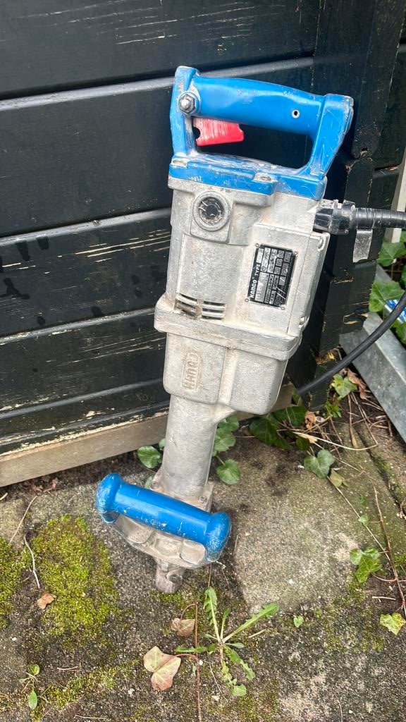 Kango 900, Ophalen, Gebruikt, 600 watt of meer, Boor- en/of Breekhamer