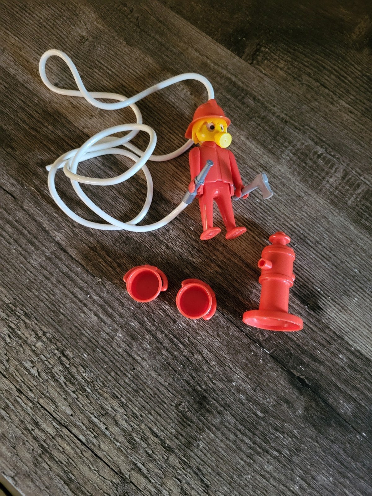 Vintage Playmobil Brandweerman met brandkraan en accessoires, Ophalen of Verzenden, Gebruikt, Jongen of Meisje