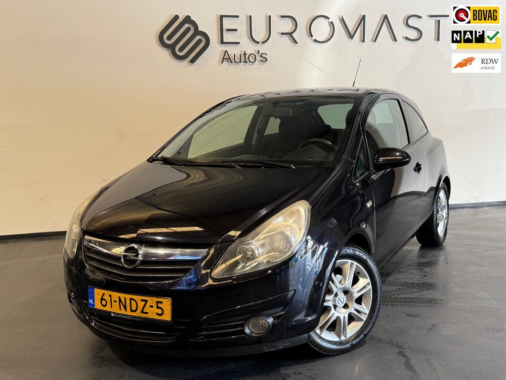 Opel Corsa Gereserveerd!, Voorwielaandrijving, Euro 5, 1398 cc, 4 cilinders
