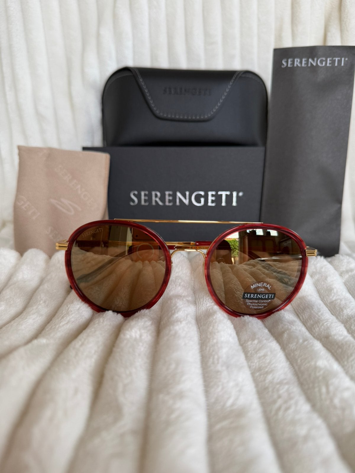 Serengeti Geary SS536004  garantie en btw-factuur, Sieraden, Tassen en Uiterlijk, Zonnebrillen en Brillen | Heren, Zonnebril, Verzenden