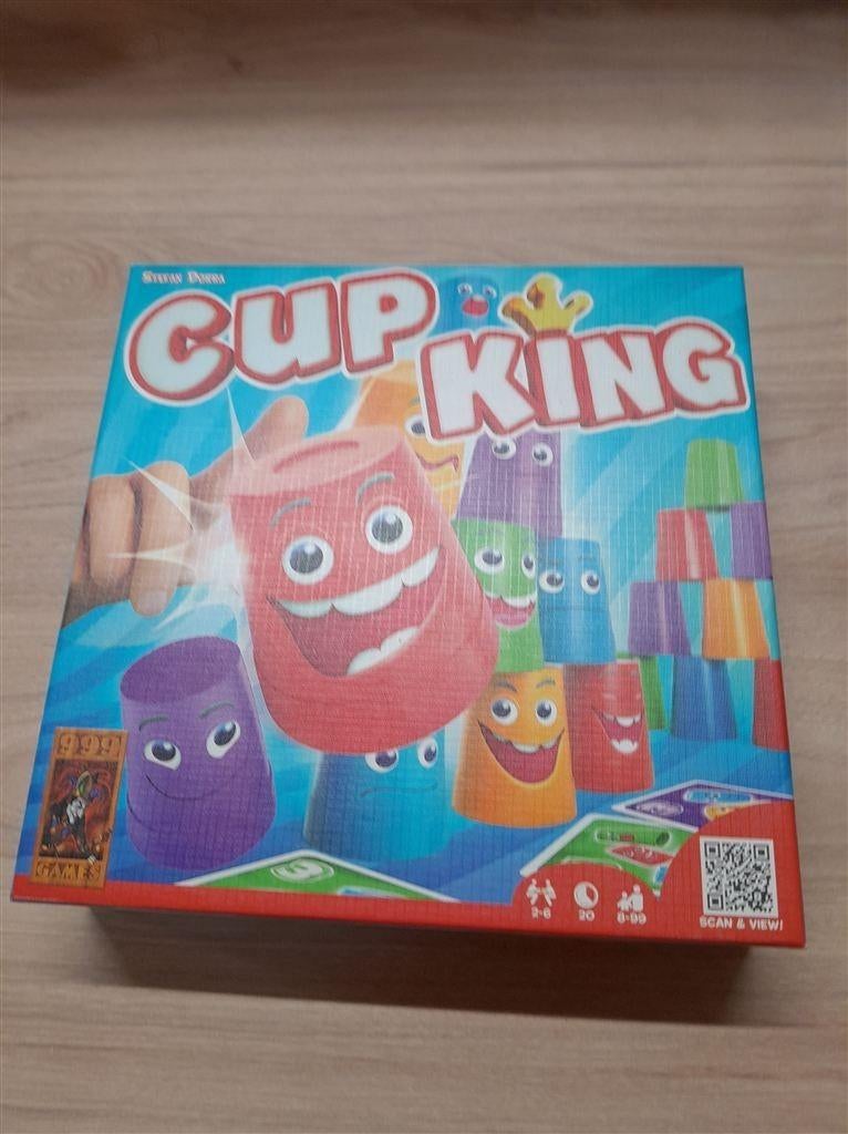 Cup king - 999 games - s3817, Hobby en Vrije tijd, Gezelschapsspellen | Bordspellen, Verzenden, Zo goed als nieuw