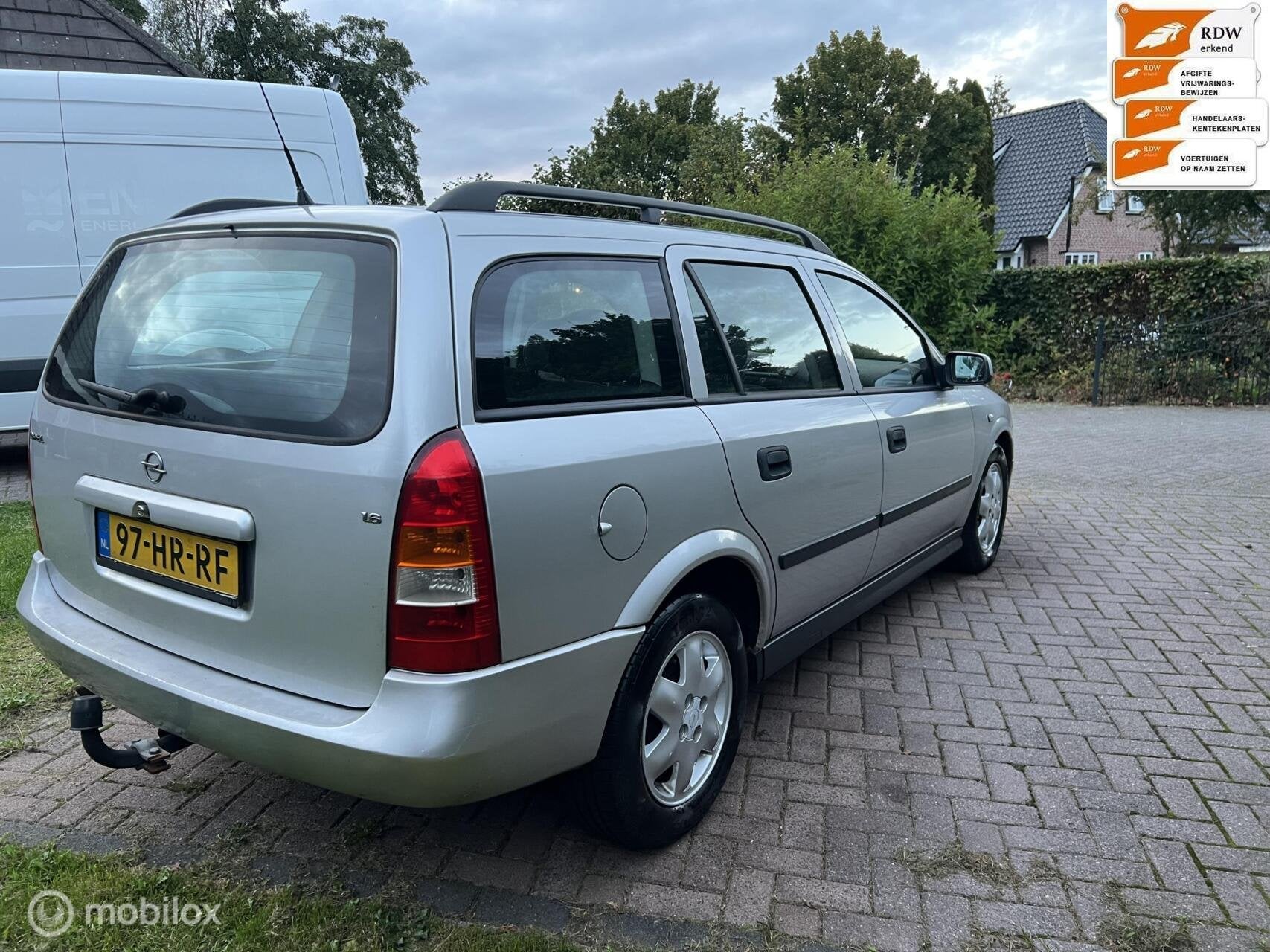 Opel Astra Wagon 1.6 Edition bj 2001 Airco nieuwe apk., Auto's, Voorwielaandrijving, Gebruikt, 4 cilinders, 49 €/maand