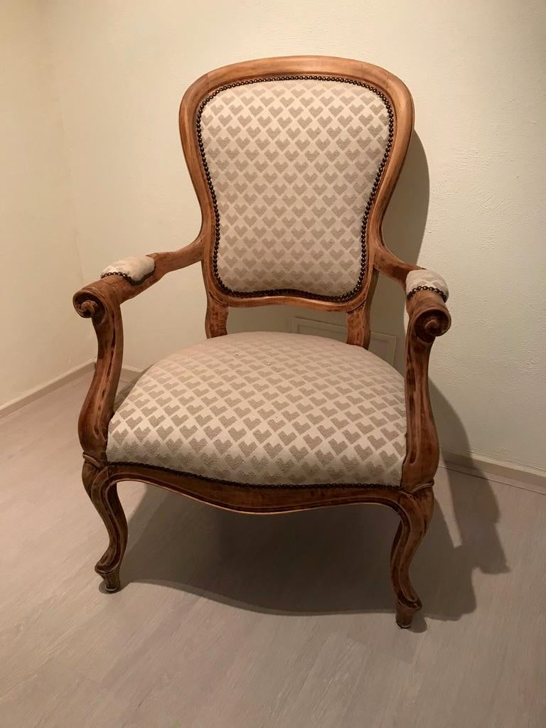 Fauteuiltje. Nieuw  gestoffeerd., Antiek en Kunst, Antiek | Meubels | Stoelen en Banken, Ophalen