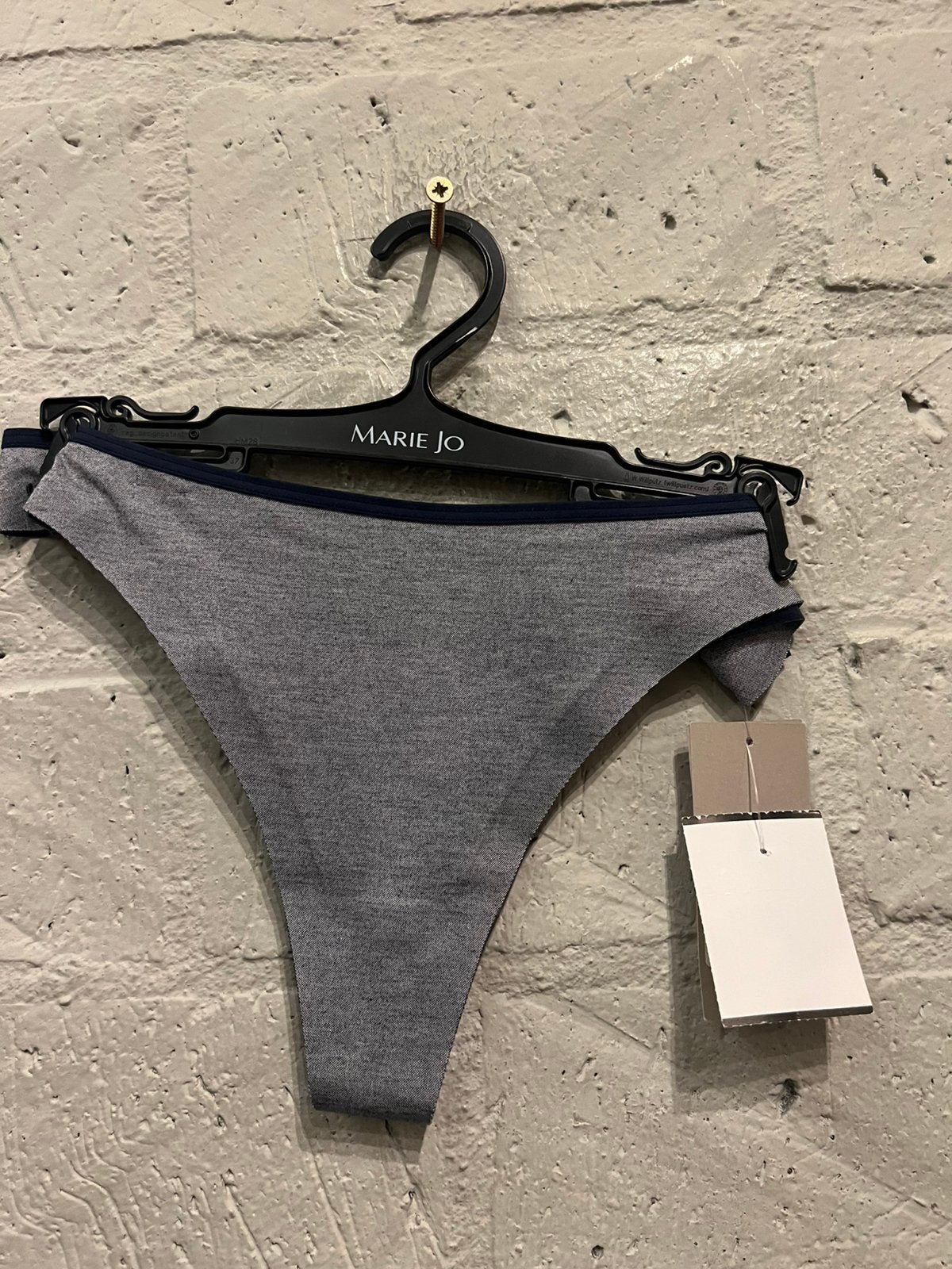 Mey string maat 42 NIEUW!! Nu €5,-, Ophalen of Verzenden, String