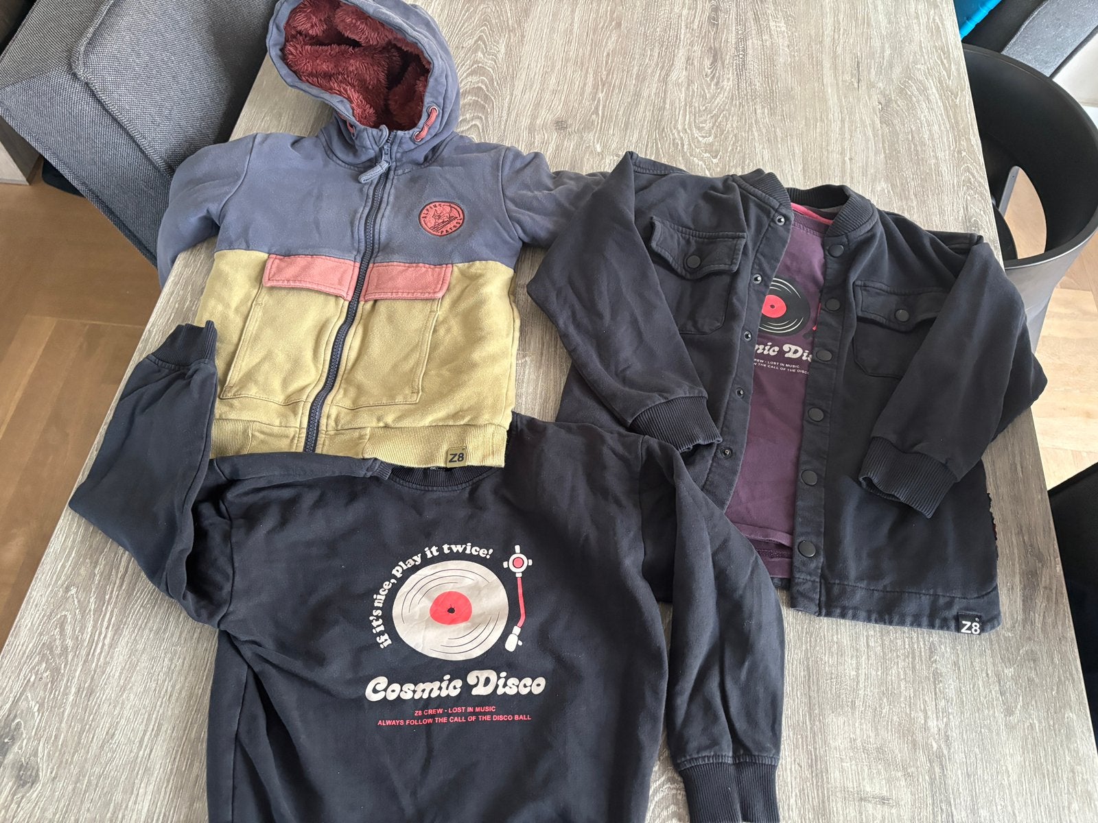 Z8 pakket maat 116-122 te koop, Ophalen of Verzenden, Zo goed als nieuw, Jongen, Trui of Vest